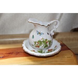 Royal Crown / Japan.Spring Time Bowl and Pitcher Strawberry/Butterfly